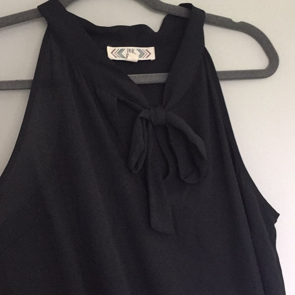Bow Front Black Tank XL